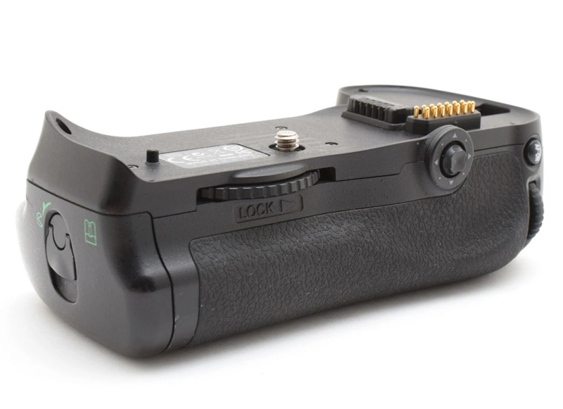 nikon MB-D10 battery grip