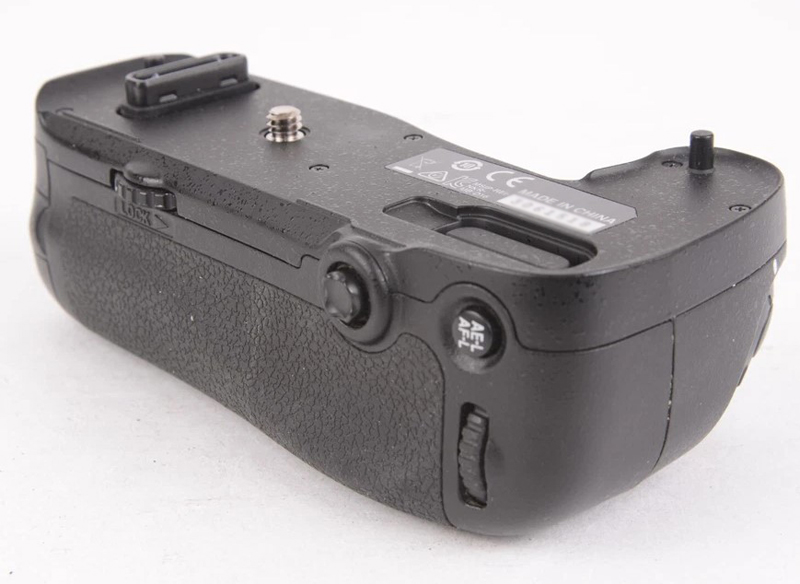 nikon MB-D16 battery grip